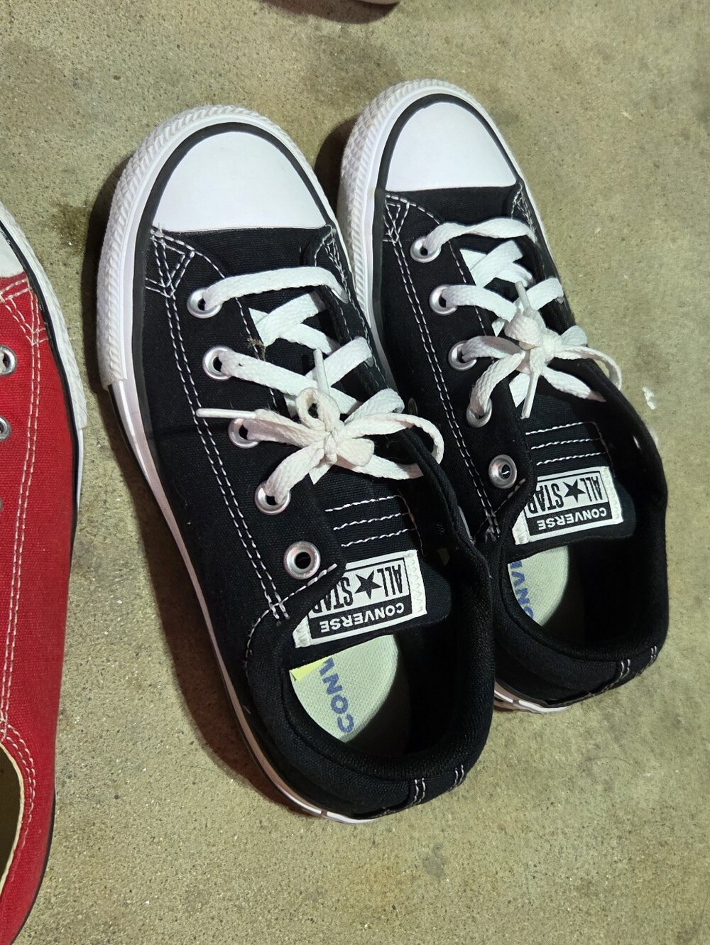 Converse Chuck Taylor All Star Kids Size 3.5 Black Canvas Sneakers Like New - Picture 4 of 5